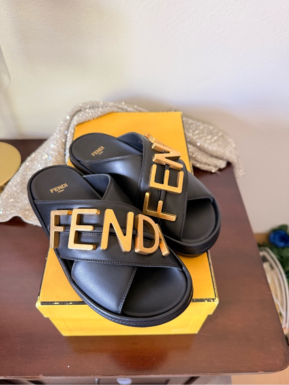 New Authentic Fendi Logo Leather Sldes Black/Gold size 36 with box
